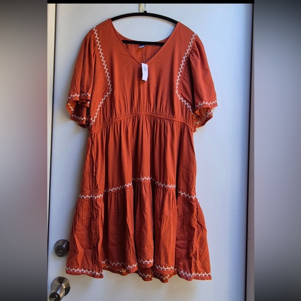 Old Navy Dress color Coral Red size L.